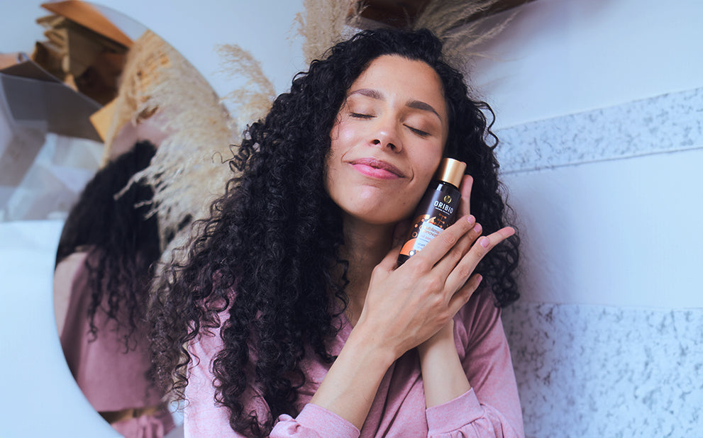 Cargar video: La belleza está en la naturaleza de tu cabello tal como es, ya sean rizos, ondas o lacio extremo, cada tipo de cabello tiene su magia.  Acompáñanos a ver esta linda historia y descubre como Oribio es tu elección ideal #TuCabellaATuManera.